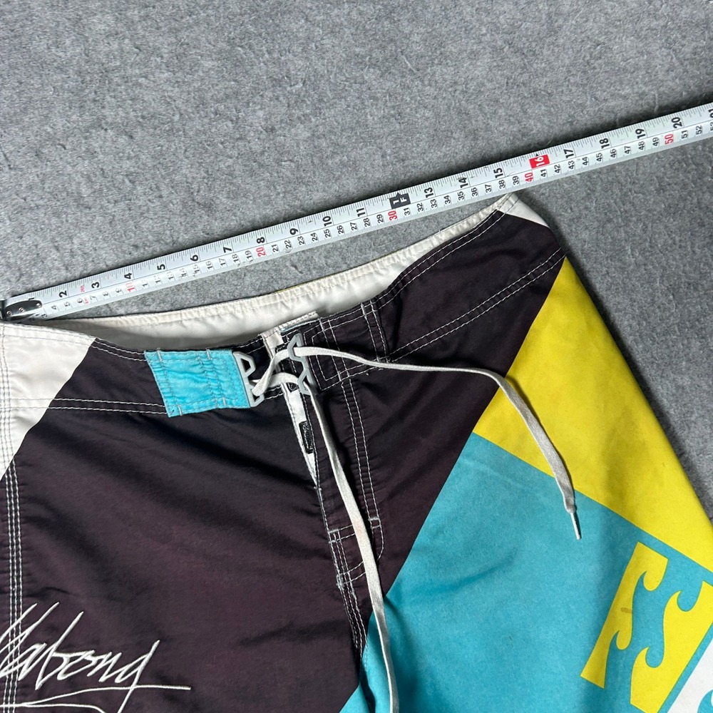 Billabong board shorts mens 32 Multicolor geometric surf swim trunks beachwear - Picture 11 of 16